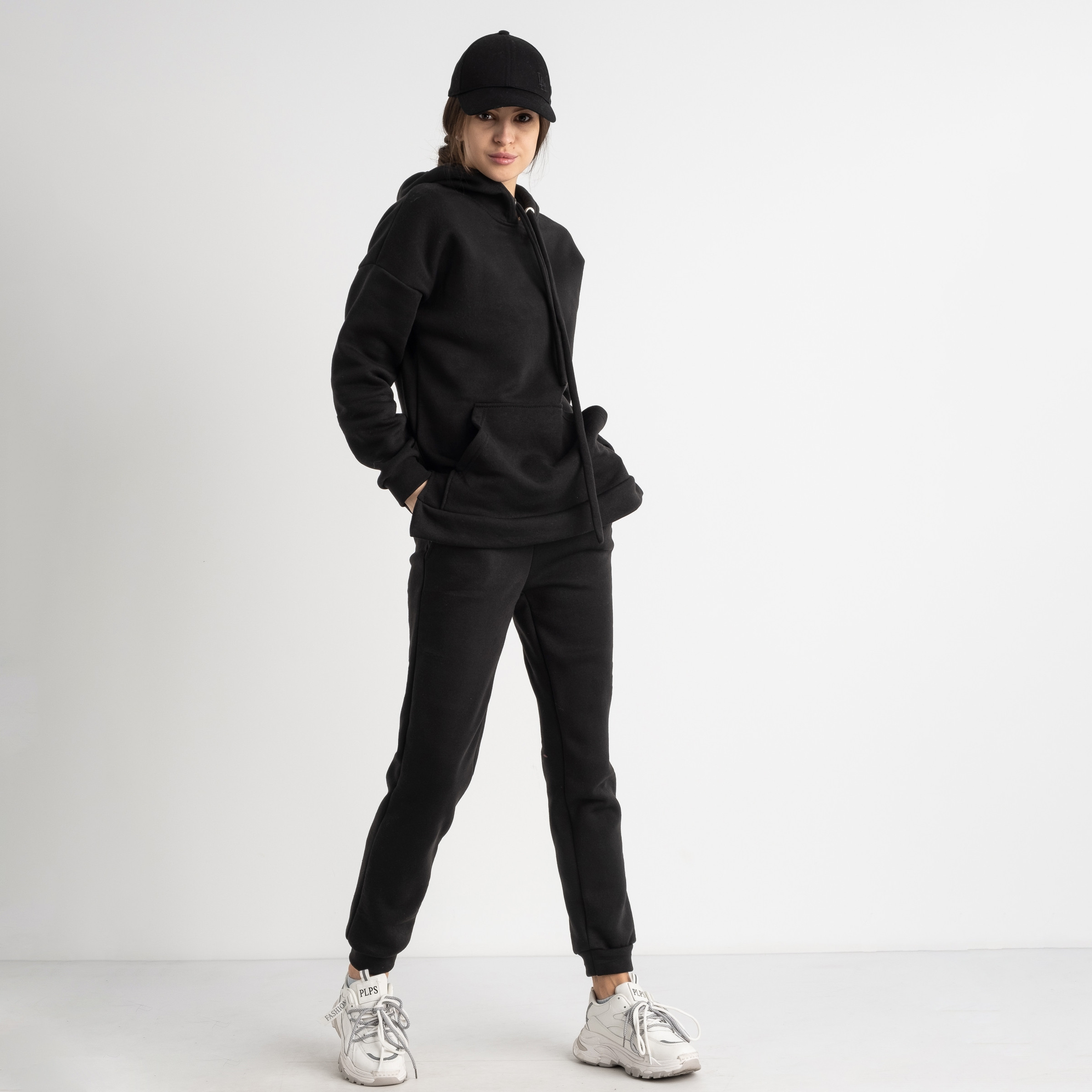 5200-1 черный спортивный костюм женский из трехнитки на флисе (4 ед.размеры: 42.44.46.48)