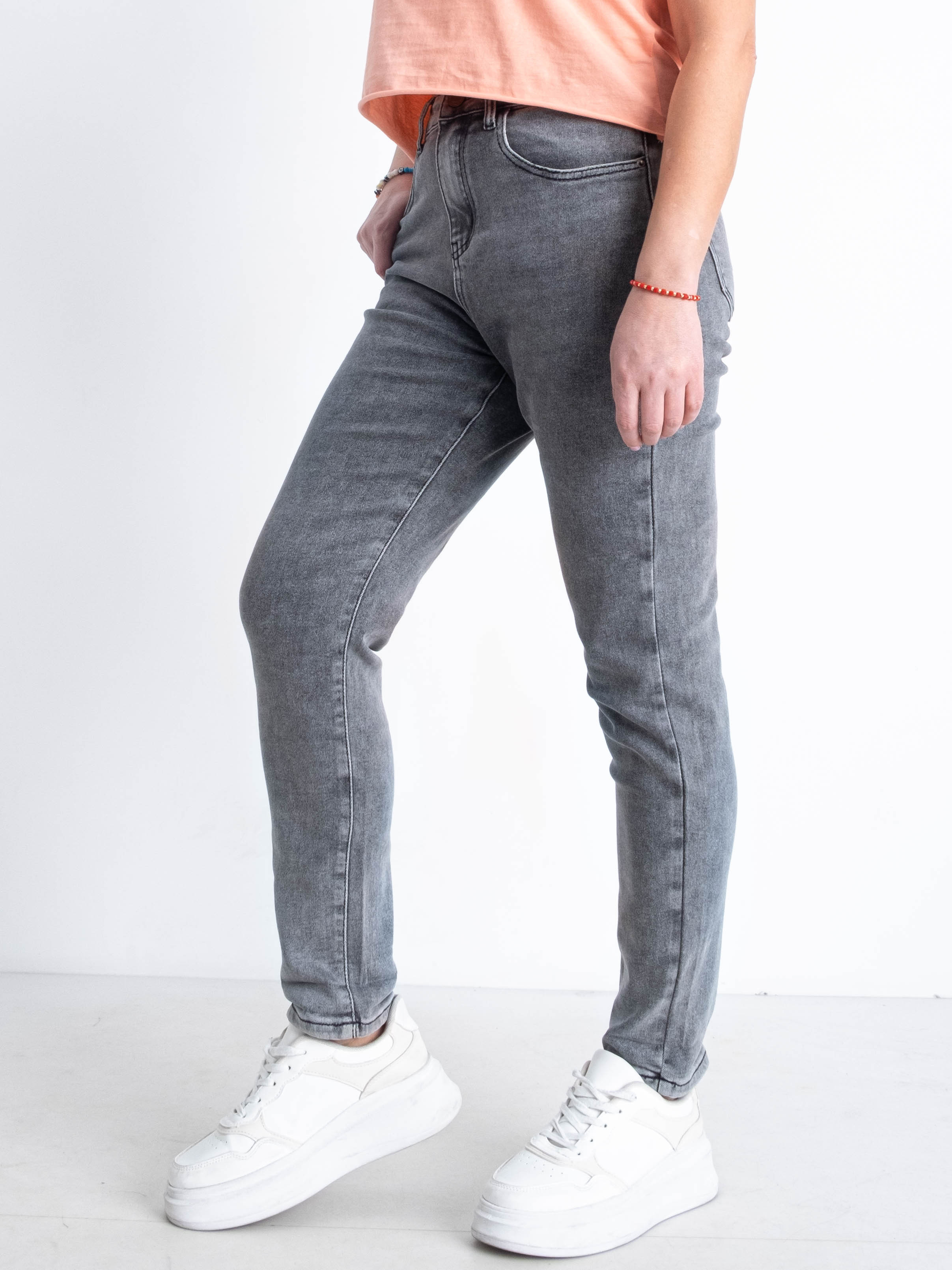 0533 серые женские джинсы (NEW JEANS, стрейчевые, 6 ед. размеры норма: 25. 26. 27. 28. 29. 30)