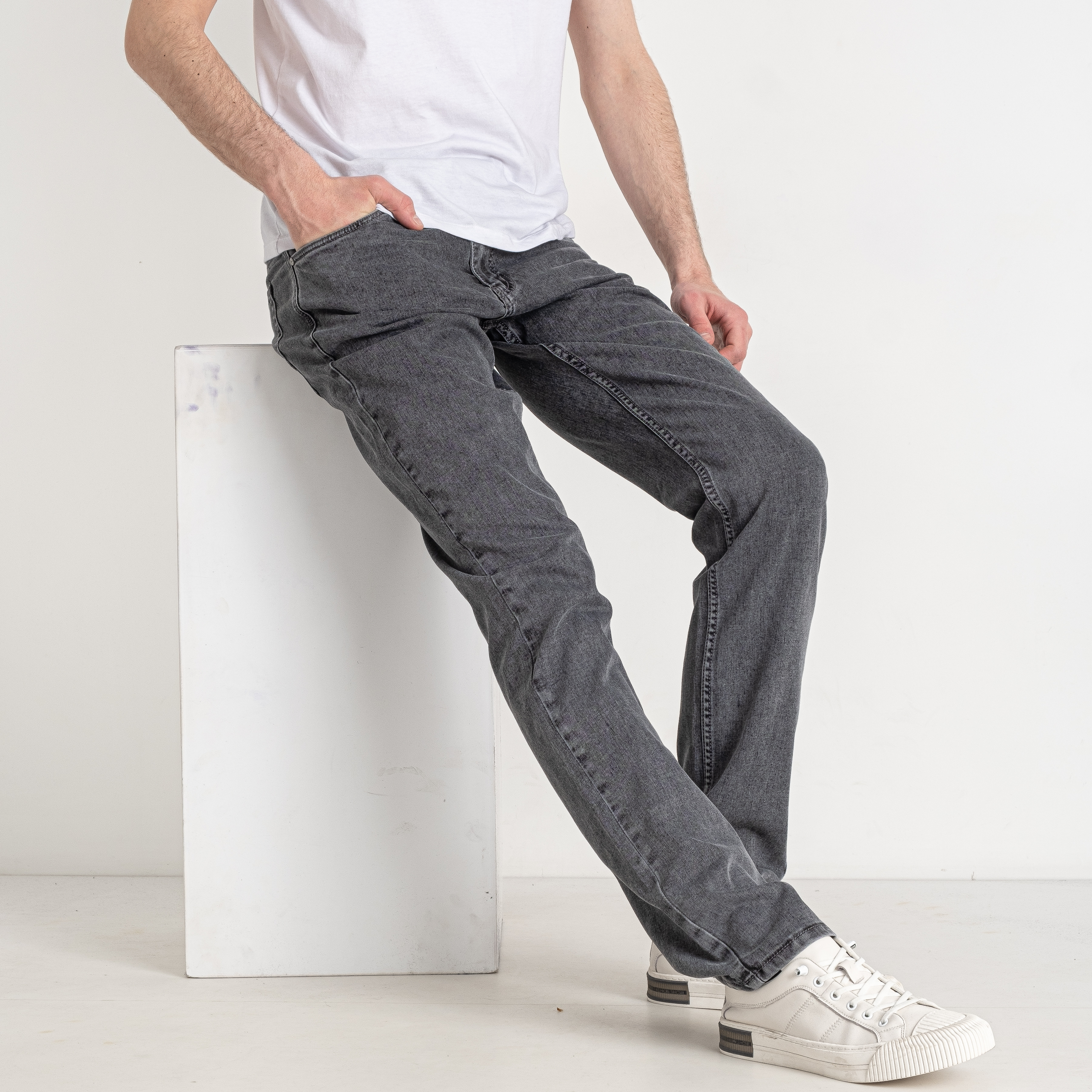 0016 серые мужские джинсы (SIMPLE KING, стрейчевые, 8 ед. размеры полубатал: 32. 32. 33. 33. 34. 34. 36. 38)
